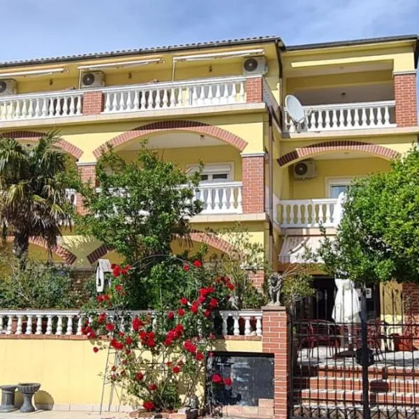Bed & Breakfast BARBARA, hotel v destinaci Novi Vinodolski