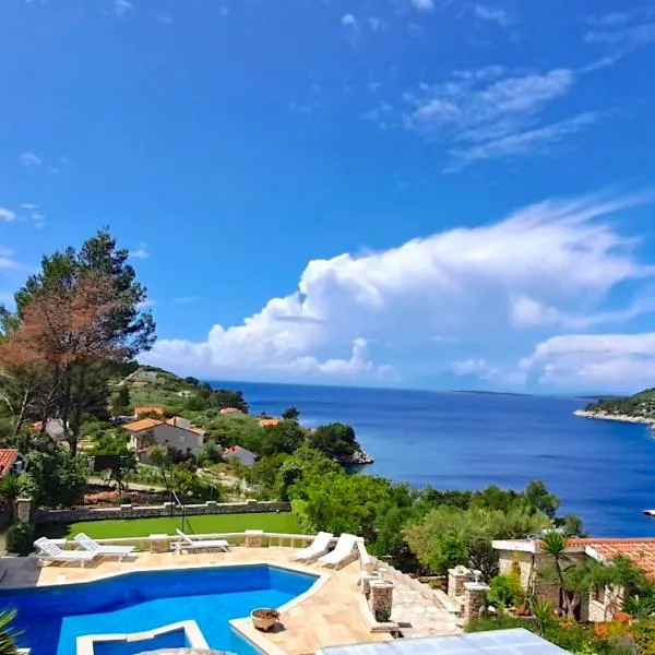 Villa Stone House Poplat, hotel in Vela Luka