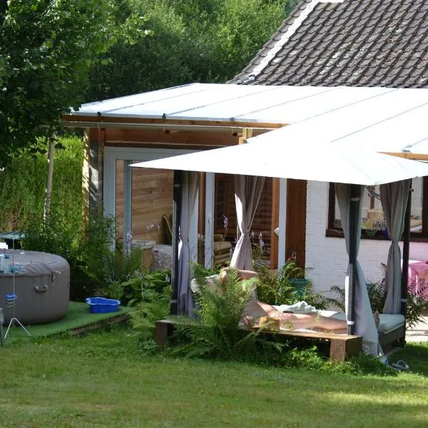Naturist B&B The Little Paradise, hotel v destinácii Morville