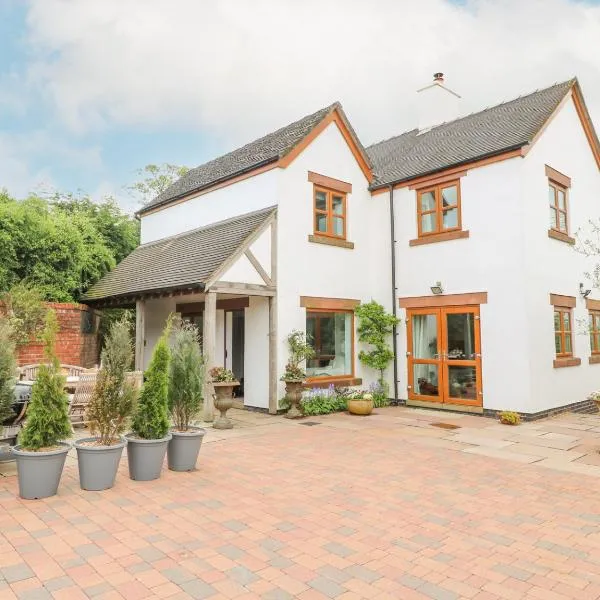 Highfield House, hotel in Leek