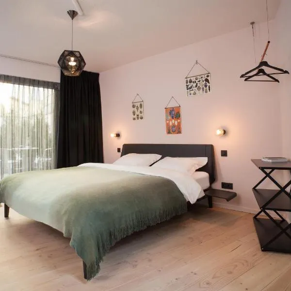 B&B Lucy in the Sky, hotel en Amberes
