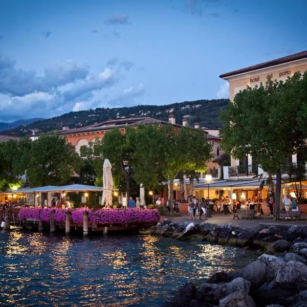 Hotel Del Porto, hotel v destinácii Torri del Benaco