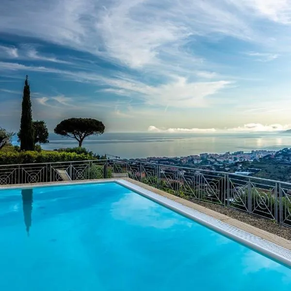 Villa Gaia - Luxury Villa, pool & wellness rooms, hotel v destinaci Bordighera