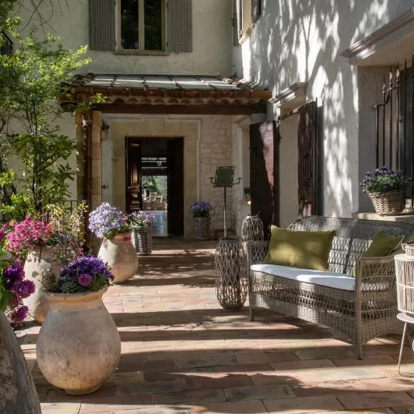 Hotel Les Messugues, hotel a Saint-Paul-de-Vence