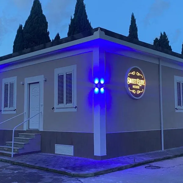 Sweet Elite House – hotel w mieście Scafati
