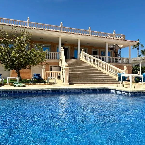 Ferienwohnung Benidorm, hotel in Alfaz del Pi