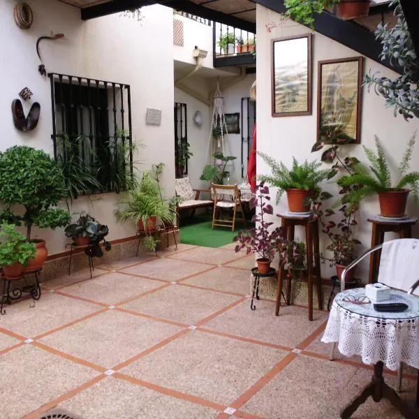 Casa Rural Morada Maragata, hotel in Torre de Juan Abad