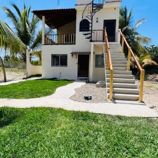 Los Amores Apartments A, hotel em Pérula