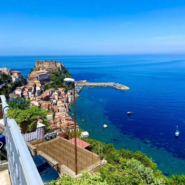 Blue Jolie, ξενοδοχείο σε Scilla