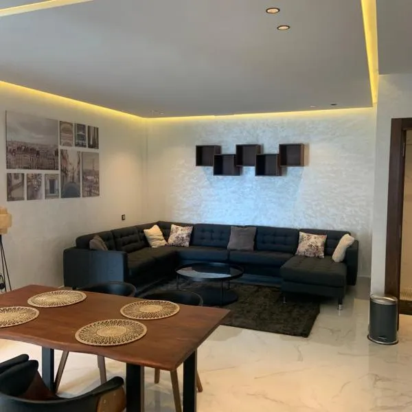 Belle appartement situé à la plage mahdia, hotel in Kenitra