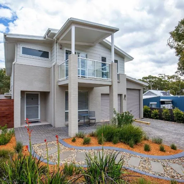 Havenwood - Pet Friendly - Spa & Community Pool, hotel in Callala Beach