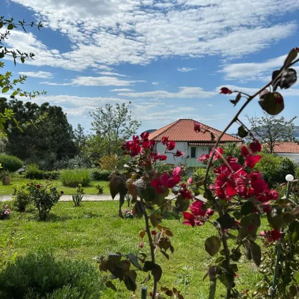 Mari e Monti, hotell i Palaio Tsifliki