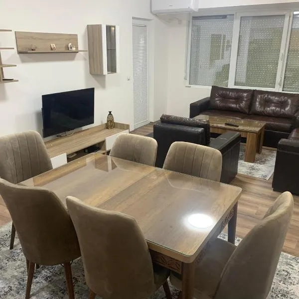 Apartment Trifunovi, hotel v destinaci Kočani