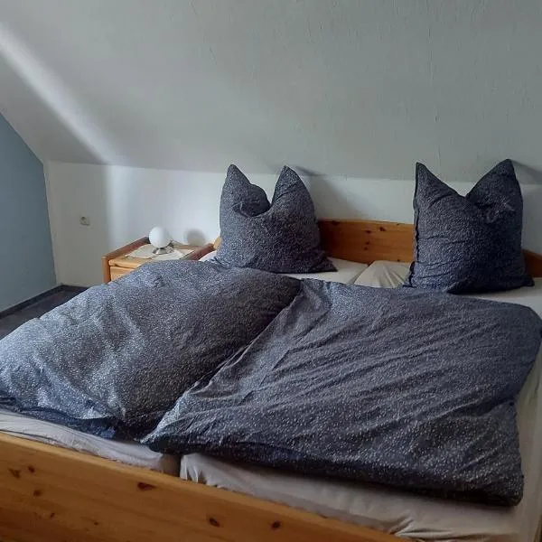 Hühnerhof-Röhrs, hotelli kohteessa Schneverdingen