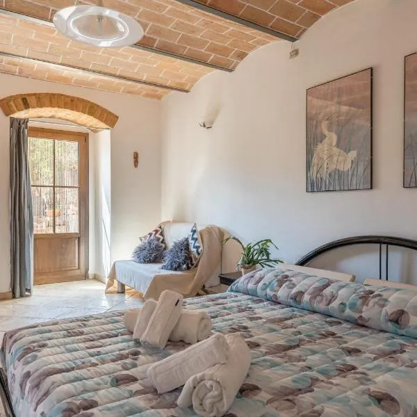 Le Volte ( Matrimoniale esclusiva più divani letto), hotel v destinaci Gambassi Terme