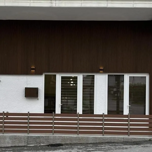Efesou Luxury Apartment, hotel in Néa Éfesos