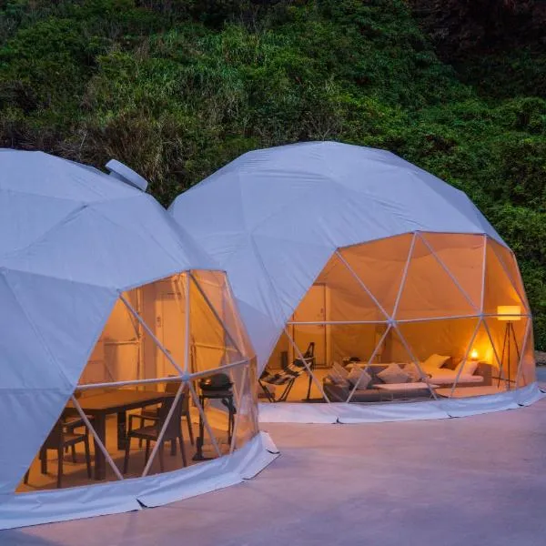glampark resort Akuna beach, hotel v destinaci Henza