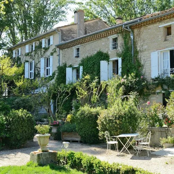 La Nesquière Chambres d'Hôtes, hotel v destinaci Pernes-les-Fontaines