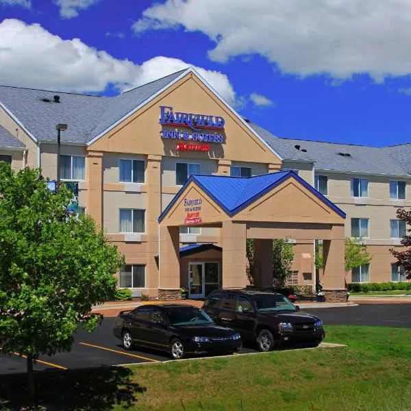 Fairfield Inn & Suites Traverse City, hotel di Interlochen