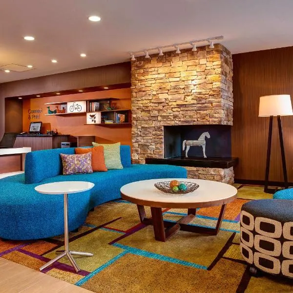 Fairfield Inn & Suites by Marriott Lincoln Southeast, hotel in Walton