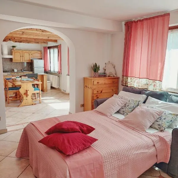 Casa Pepolina, zona tranquilla, piano terra con parcheggio, hotel Malescóban