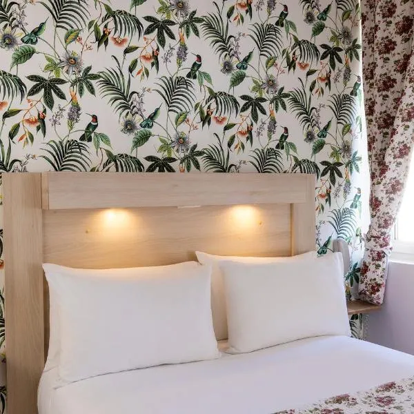 Hôtel de Lion sur Mer, hotelli kohteessa Lion-sur-Mer