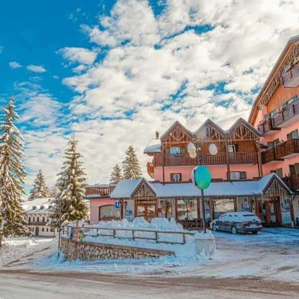 Ciccio Family Hotel Polsa di Brentonico, hotel v destinaci Brentonico
