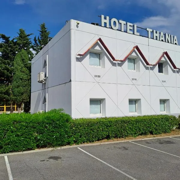 HOTEL THANIA, hotel a Frontignan