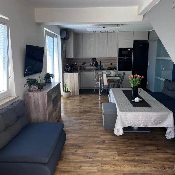 Apartament LIDER na wyłączność, hotel in Słupsk