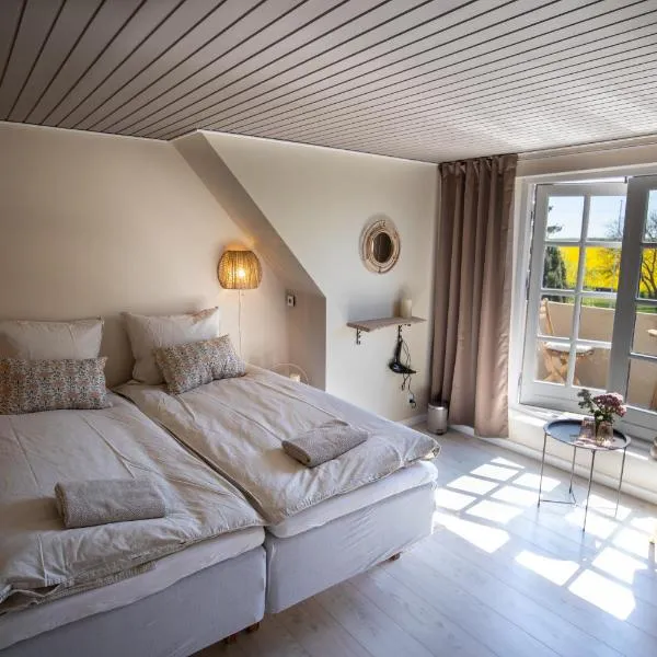 Mosters Bed & Breakfast، فندق في Guldborg