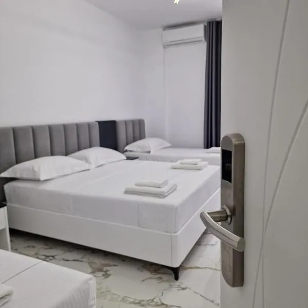 Vila Klari, Hotel in Ksamil