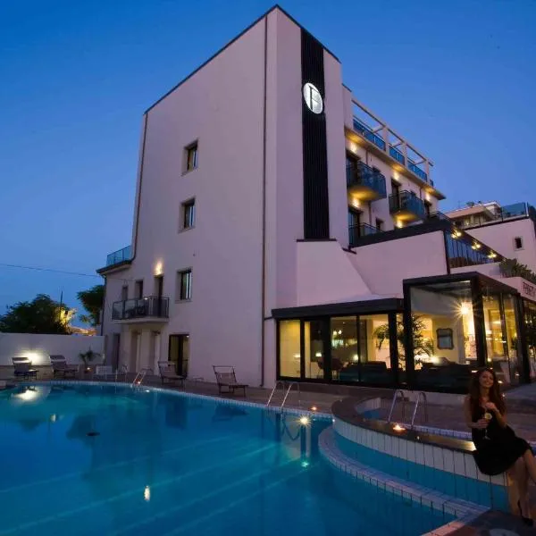 Ferretti Beach Hotel, hotel v Rimini