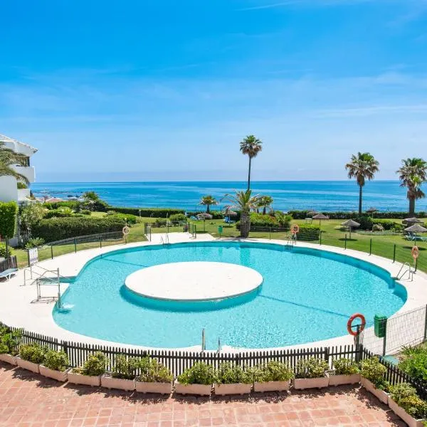 미하스 코스타에 위치한 호텔 Frontline Beach Apartment Miraflores