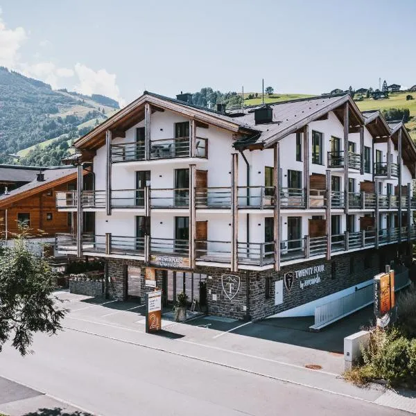 24 by AvenidA - Mountain Hotel, hotel v Kaprune