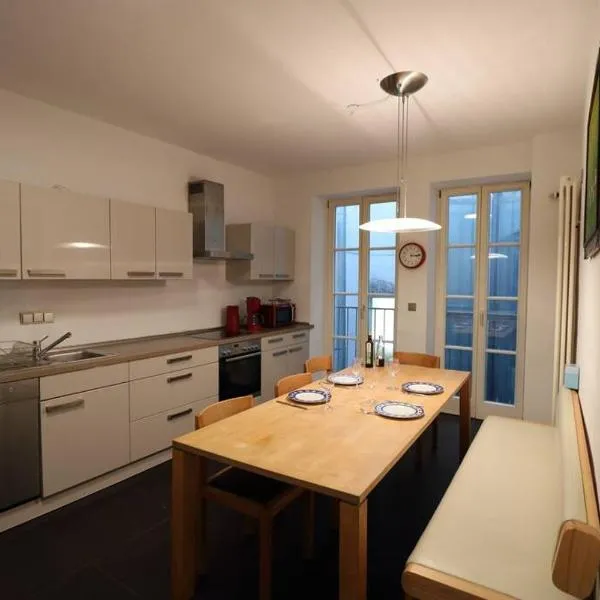 Altbautraum am Gärtnerplatz 120 m2, hotel i München