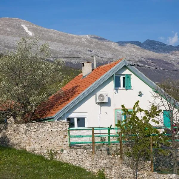 Vila Agroturizam Kućica Mostar-Welcome bikers, hotel v destinaci Mostar