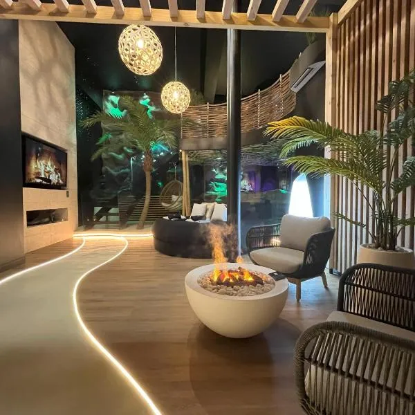 OMIRA - Nuits d'exception & Spa, hotel v destinaci Bordeaux