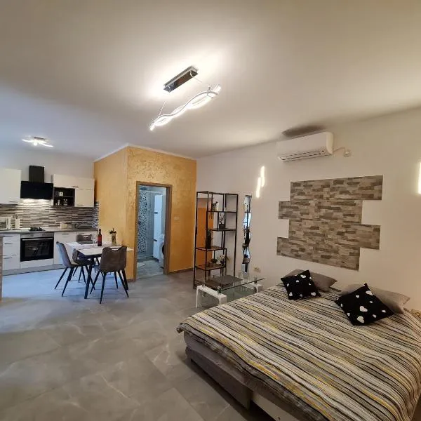 Studio Apartman D&D, hotel en Brseč