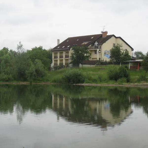 Penzión Normandia, hotel en Bánovce nad Bebravou