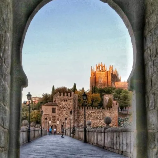 Vega del Tajo- CON PARKING GRATIS, hotel in Toledo