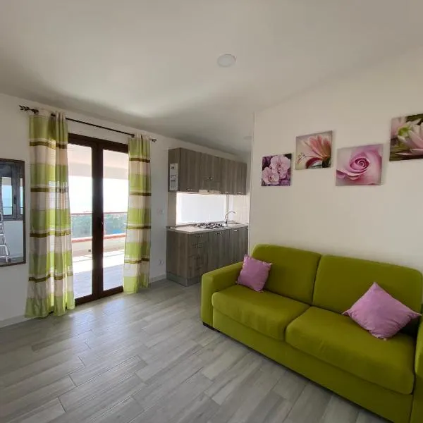 Nora's Flats, hotel a Triscina