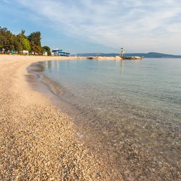 Apartments Adriatic, hotel di Selce