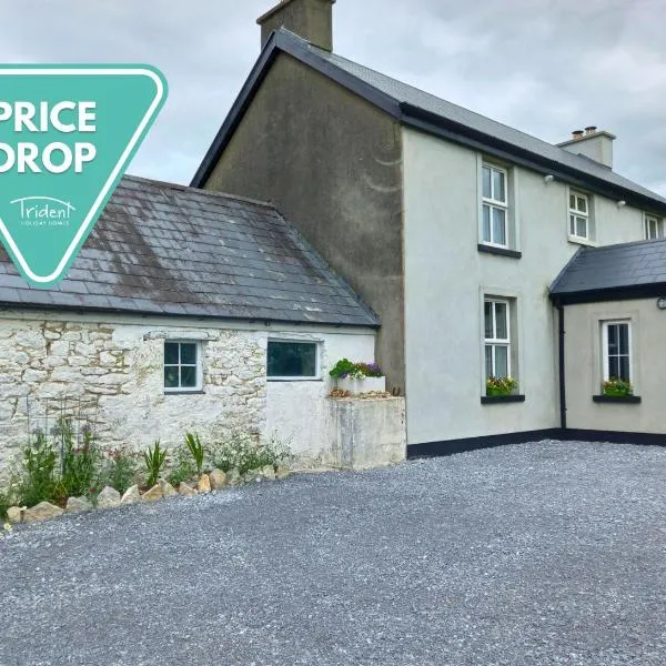 Rowan House Holiday Home by Trident Holiday Homes, hotel v destinaci Curranes