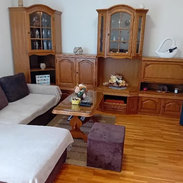 Apartman Antonio, khách sạn ở Brušane