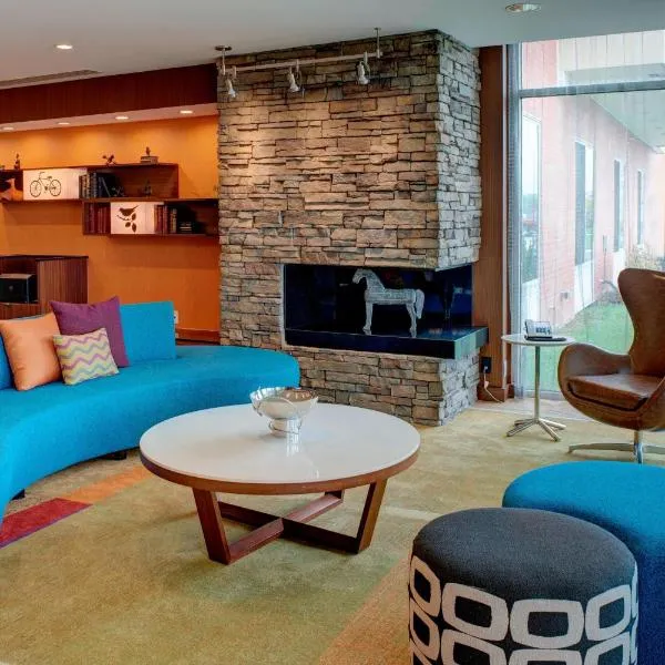Fairfield Inn & Suites by Marriott Detroit Troy, hotel en Pleasant Ridge