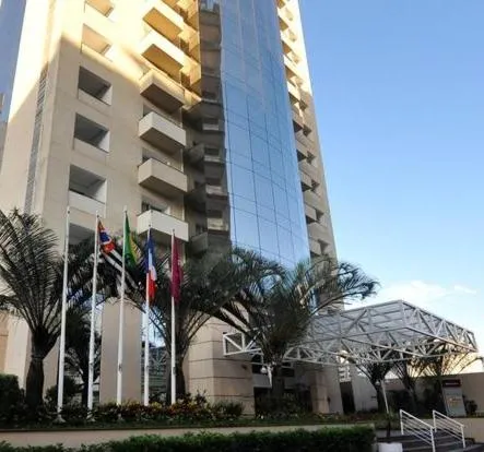 FLAT Ibirapuera Jardins ótima localização com garagem inclusa!, hotel v Sao Paulu