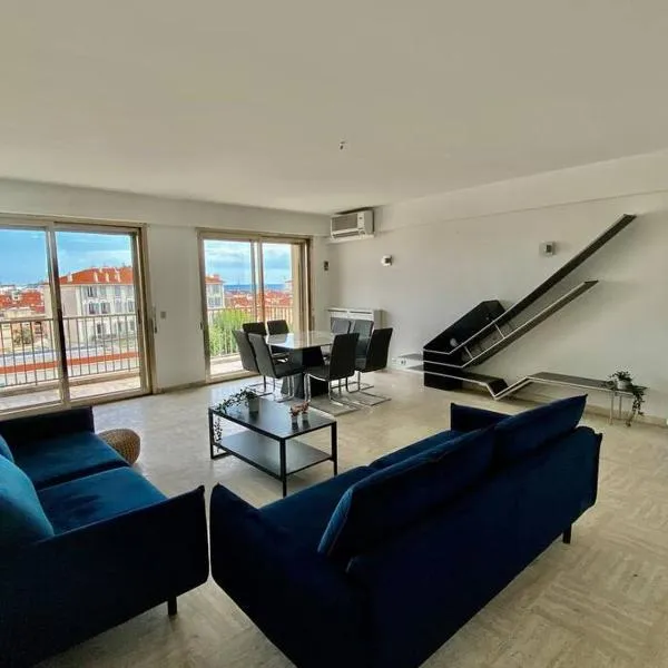 Central -300m Palais- Seaview-A/C-WIFI-spacieux, hotel v Cannes