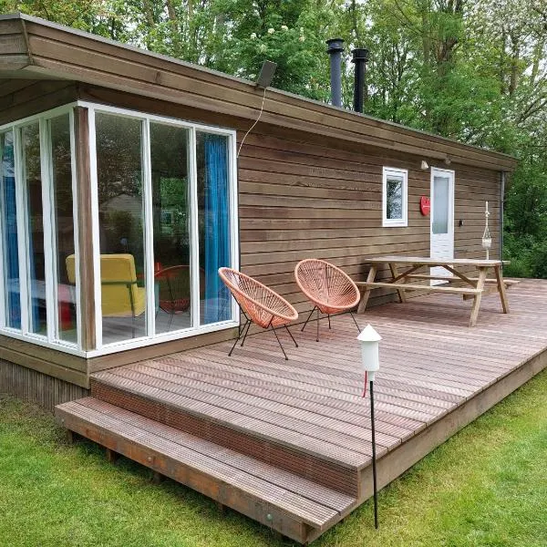 Chalet Hysterisch, hotel v destinaci Heeg