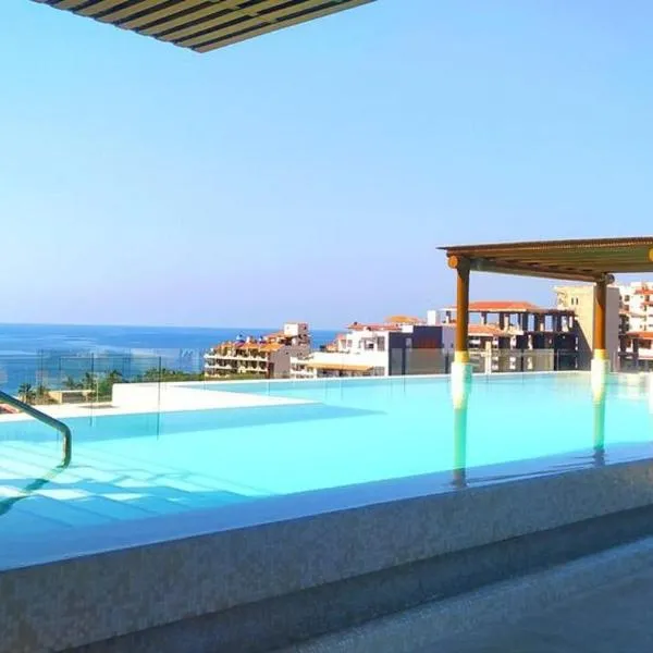 STUDIO PRIME LOCATION Zona Romantica Rooftop Pool & Jacuzzi, hotel v destinaci Puerto Vallarta