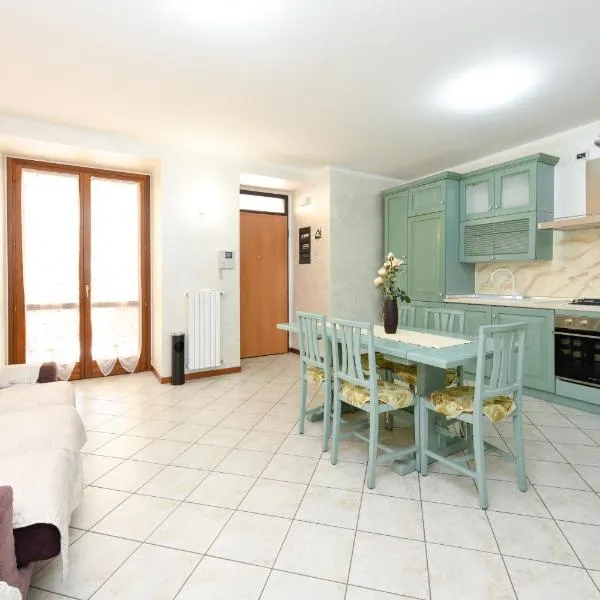 Appartamento nel Borgo, hotel v Manerbi del Garda